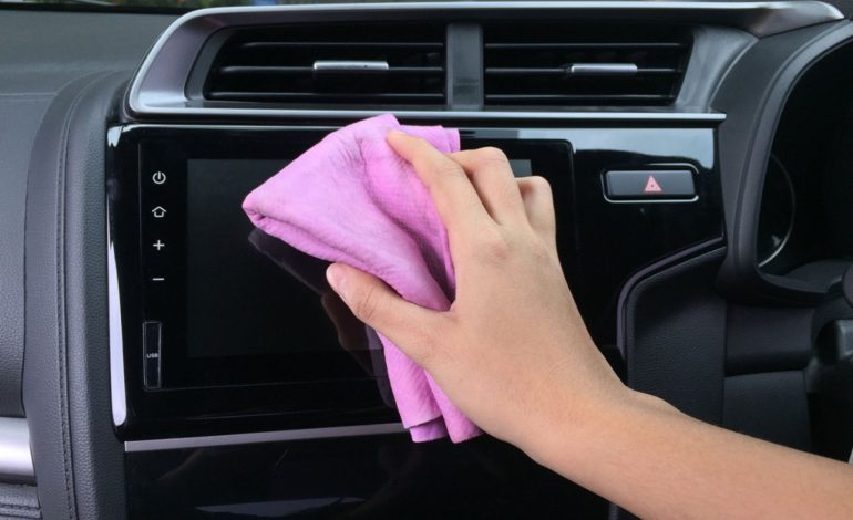 5 Tips Membersihkan Interior Atau Kabin Mobil Agar Tetap Nyaman