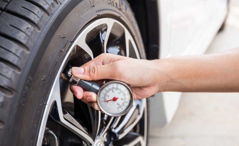 Cek Tekanan Angin Ban Secara Rutin Langkah untuk Keselamatan