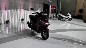 Review Honda PCX 160 Skutik Premium Nyaman Untuk Pribadi