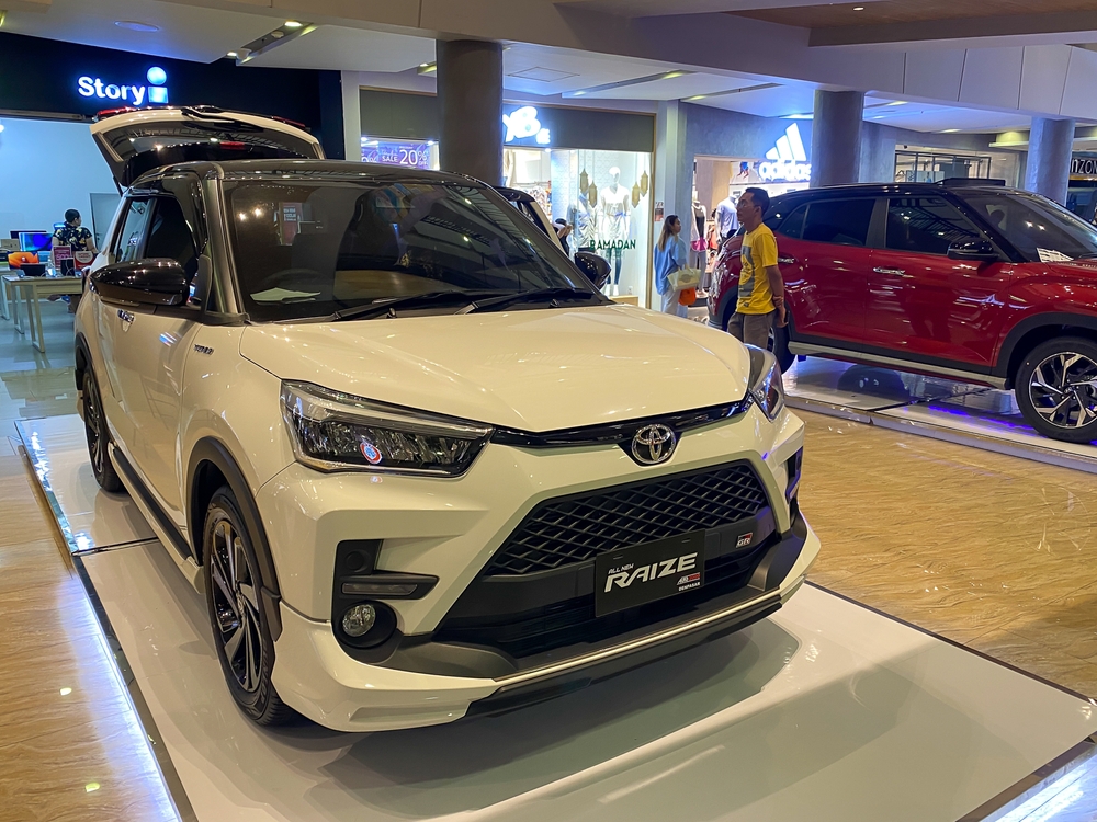 Review Toyota Raize: SUV Kompak Modern Fitur Lengkap